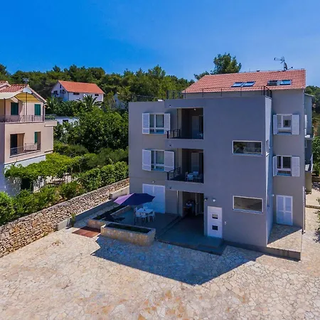 Vila Vlasta Apartman *