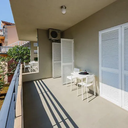 Vila Vlasta Apartment Jelsa (Hvar)