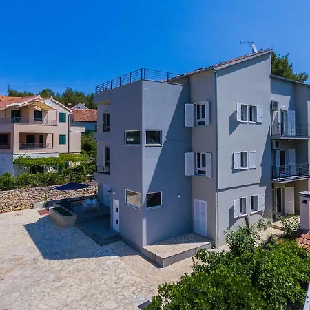 Vila Vlasta * ילסה